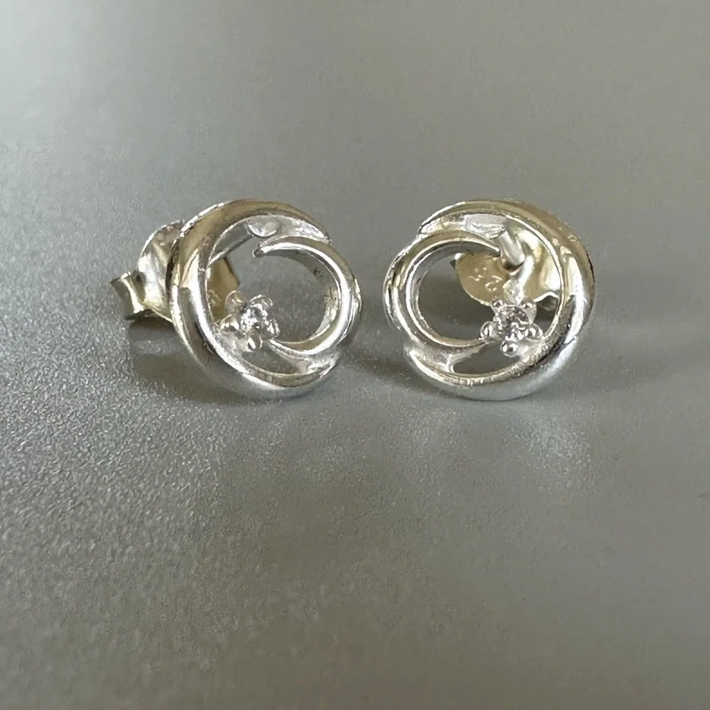 Sterling Silver Crescent Moon Tiny Stud Earrings with CZ 8mm